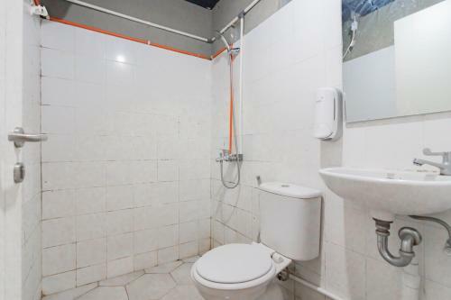 Bed & Breakfast Reddoorz At Home 33 Bandung