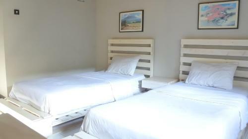 Bed & Breakfast Reddoorz At Home 33 Bandung