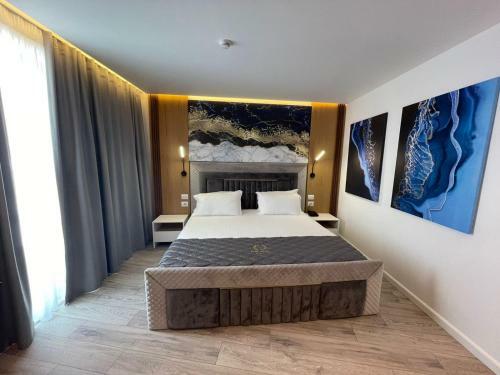 Ebbi Hotel