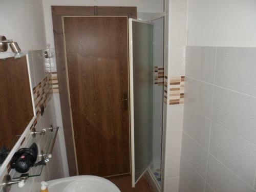 Hostal Mony's Island B&B