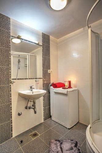 Apartment Ena 4