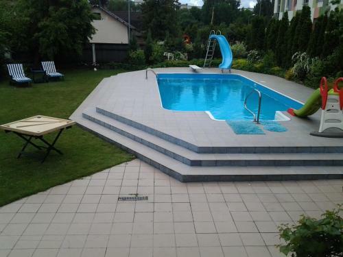 Hostal Dolphin
