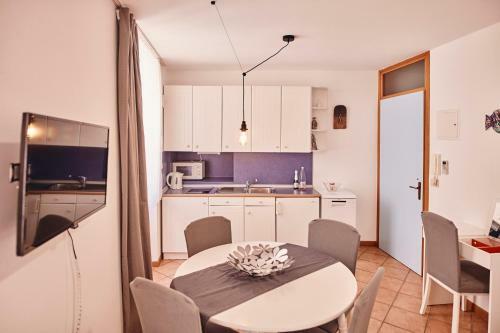 Apartment Artemus Studio Rozmanova