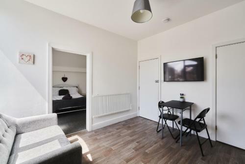 Apartamento Modern Central Studio And One Bed Flats Close To The Beach