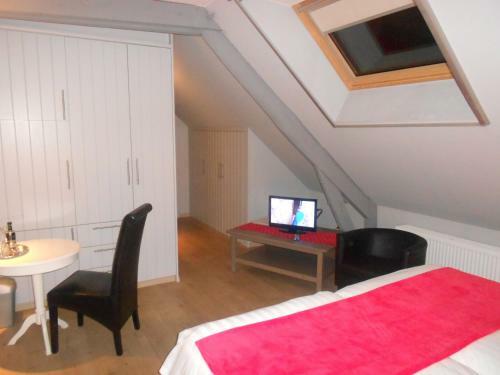 B&B Fruithof Tack