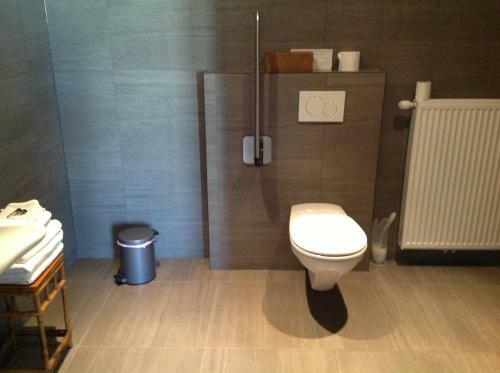 B&B Fruithof Tack
