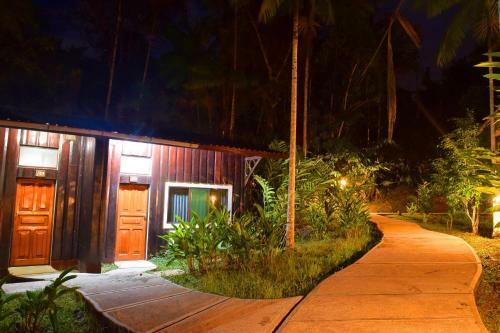 Lodge Ceiba Tops