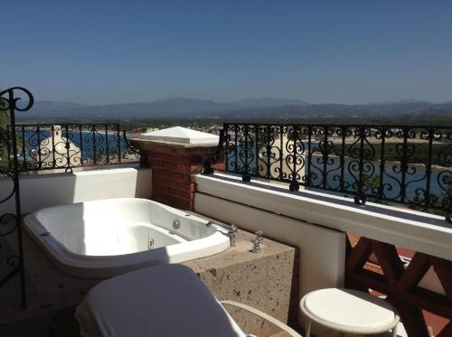 Hotel Grand Isla Navidad Resort