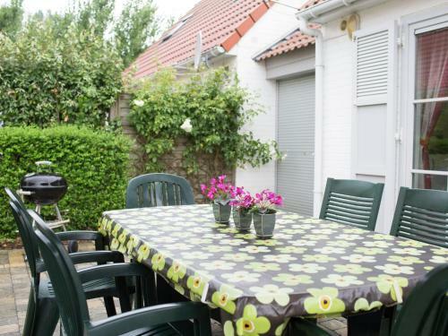 Holiday Home Sea Side De Haan