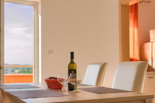 Apartments Orange Medulin