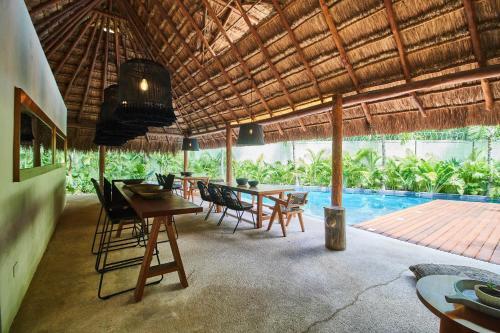 Apartamento 2 Bedroom Retreat With Private Plunge Pool