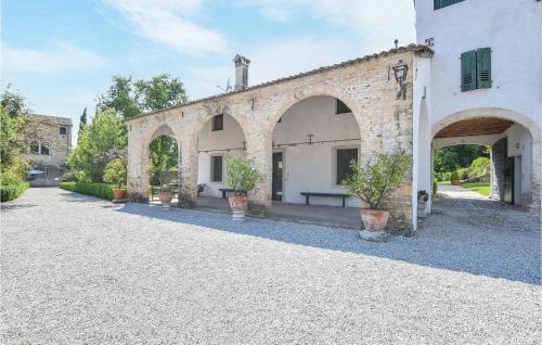 Stunning Home In Cordovado With 4 Bedrooms