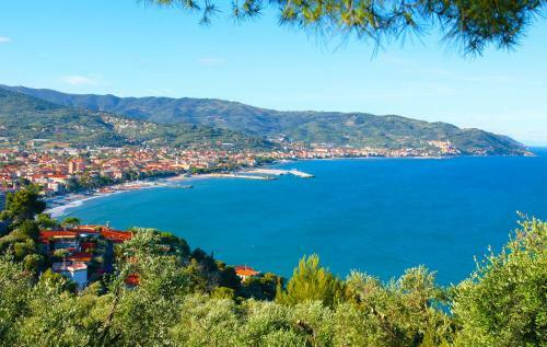 Apartment Evelyn - Diano Marina