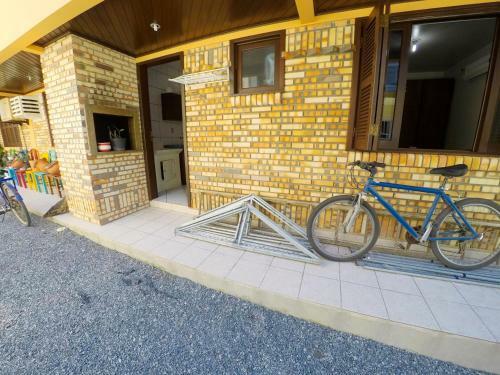 Apartamento Aptos Quadra Mar Bombas