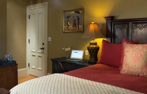 Bed & Breakfast Rockland Talbot House