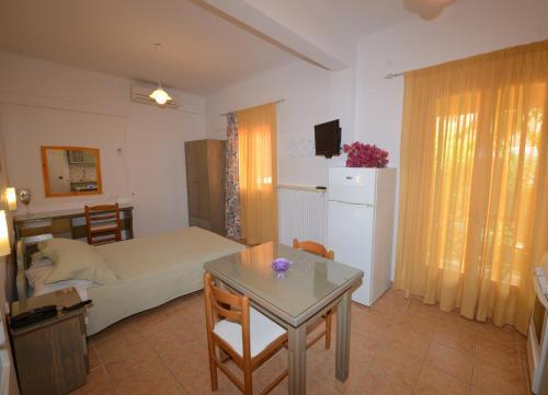Konstantza Studios And Apartments