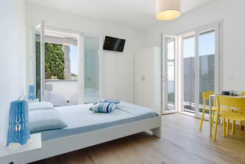 Rivabella Deluxe Apartments