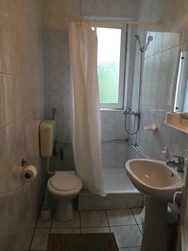 Bed & Breakfast Manyi Villa