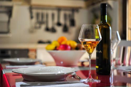 Apartamento Alba ****apartment With Heated Swimming Pool