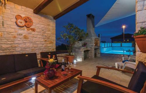 Apartamento Alba ****apartment With Heated Swimming Pool