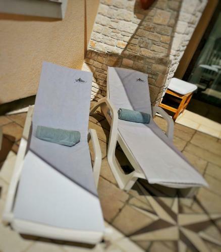 Apartamento Alba ****apartment With Heated Swimming Pool