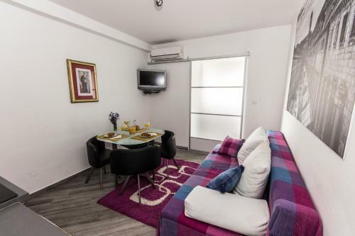 Apartments Laledo