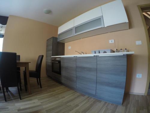 Apartma So?a 202