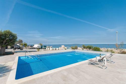Apartments Ruzmarin