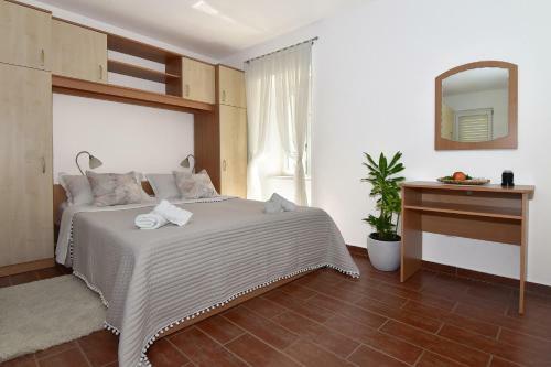 Old Town Studio Apartments