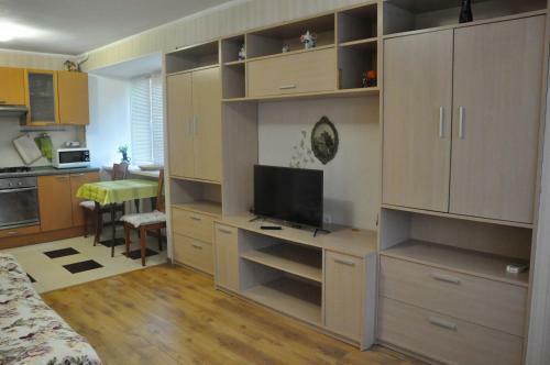 Apartment On Torhova