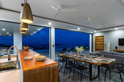 Villa Jungle, Luxury Villa 4 Br, Amazing Sea View