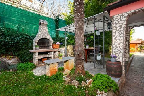 Hostal Apartment & Rooms Graciela