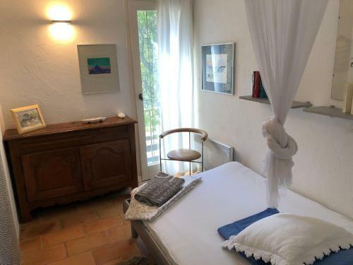 Peaceful Villa In Cogolin With Private Pool