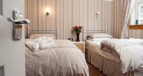 Hostal Edencoille Guest House