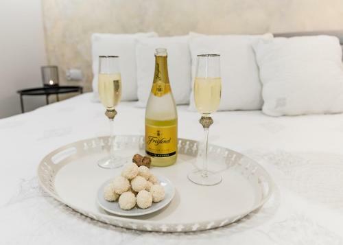 Bianco Apartments