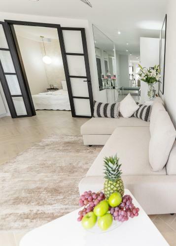 Bianco Apartments