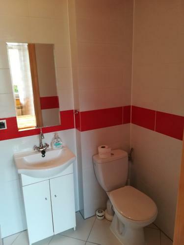 Hostal Pokoje Na Skale Nad Jeziorem Soli?skim
