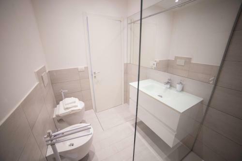 Hostal Molo Brin Rooms & Suites