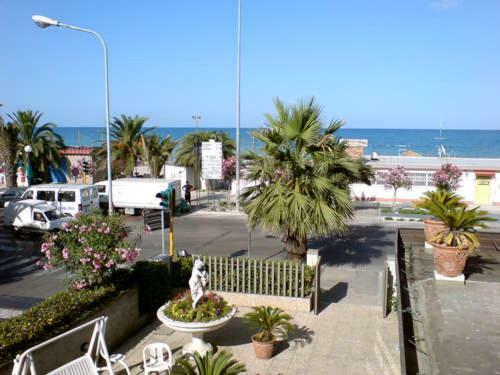 Apartamento Giardino Sul Mare