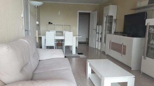 Fantastic 3-bed Apartment In Villajoyosa