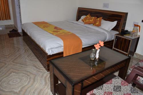 Bed & Breakfast Bhavik Palace