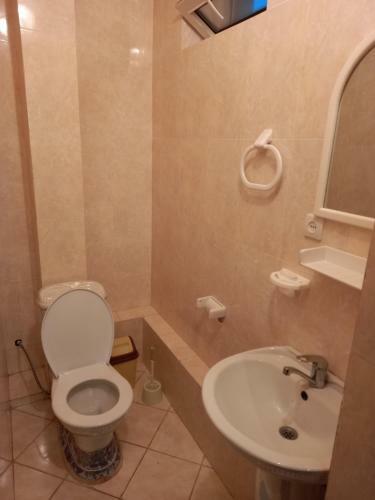Hostal ???????? Kg