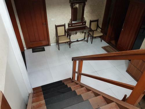 5 Bedroom Apartment In Gulberg II