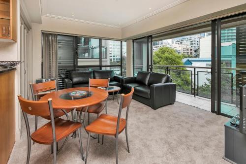 Qv Central Viaduct Two Bedroom Apartment (349)