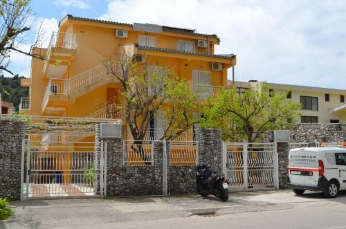 Hostal Guest House Djurovic