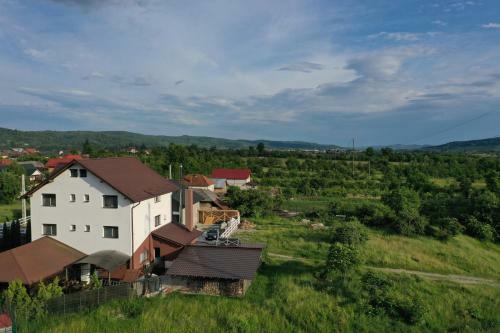 Hostal Pensiunea Lacul Albesti