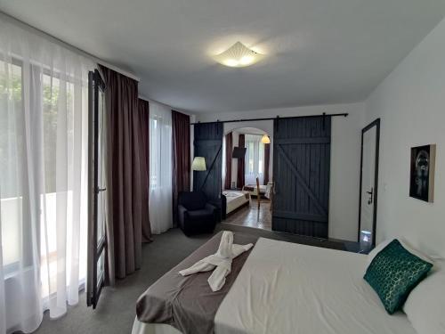 Rali Apartments