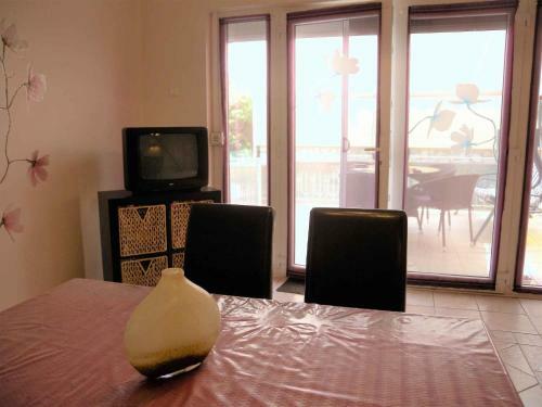 Holiday Home In Fonyod/balaton 38001