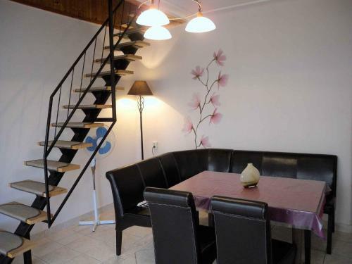 Holiday Home In Fonyod/balaton 38001