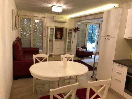 Hostal Guest House Valerija